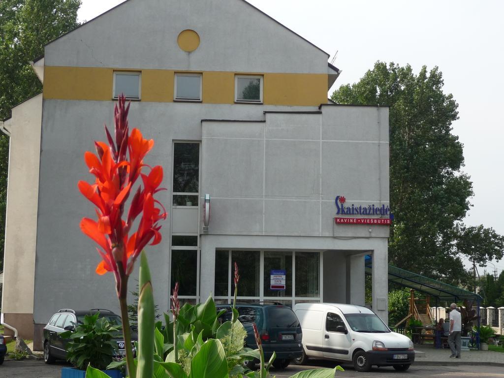 Hotel Skaistaziede Šiauliai Esterno foto